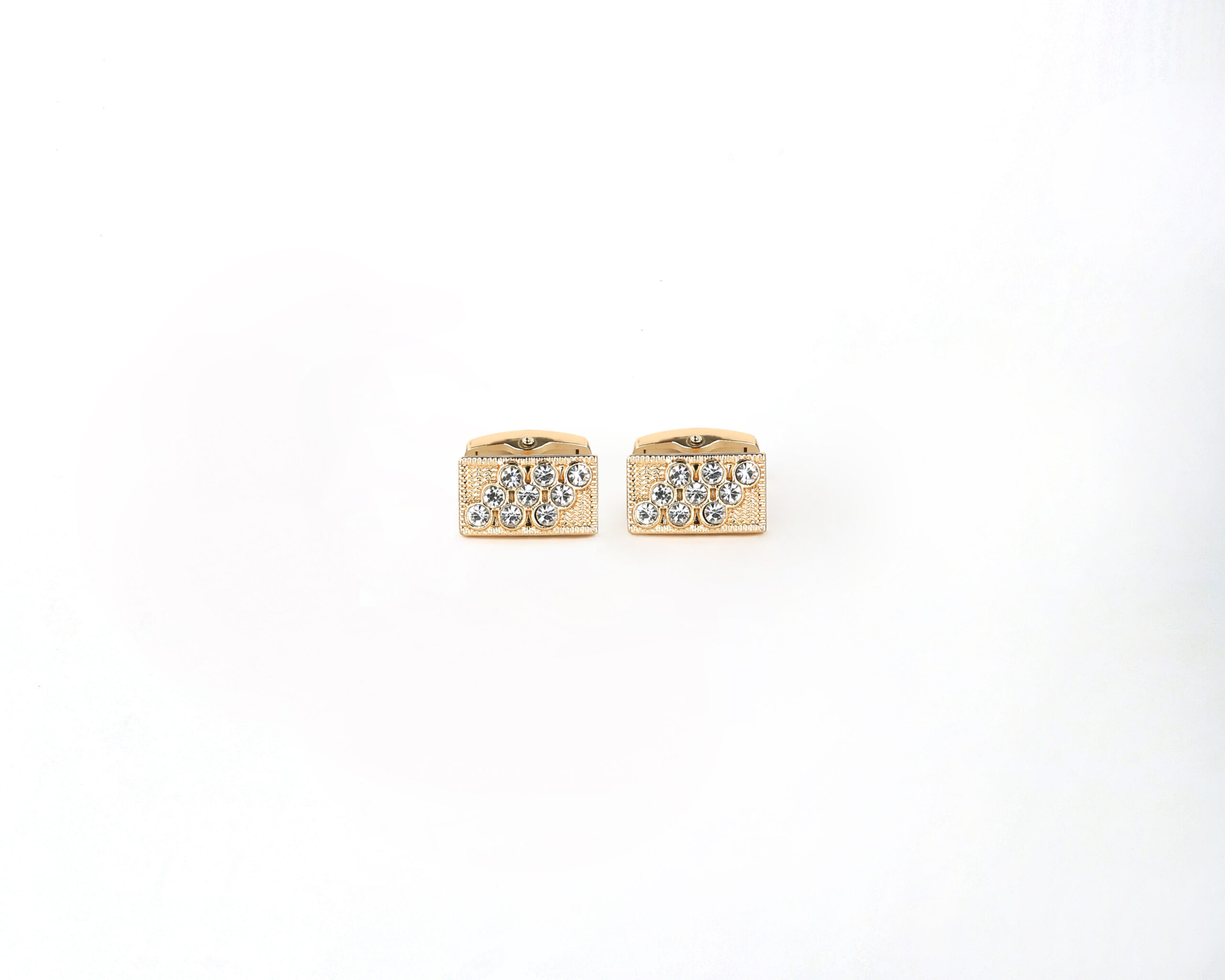 132 CUFFLINKS - Image 1