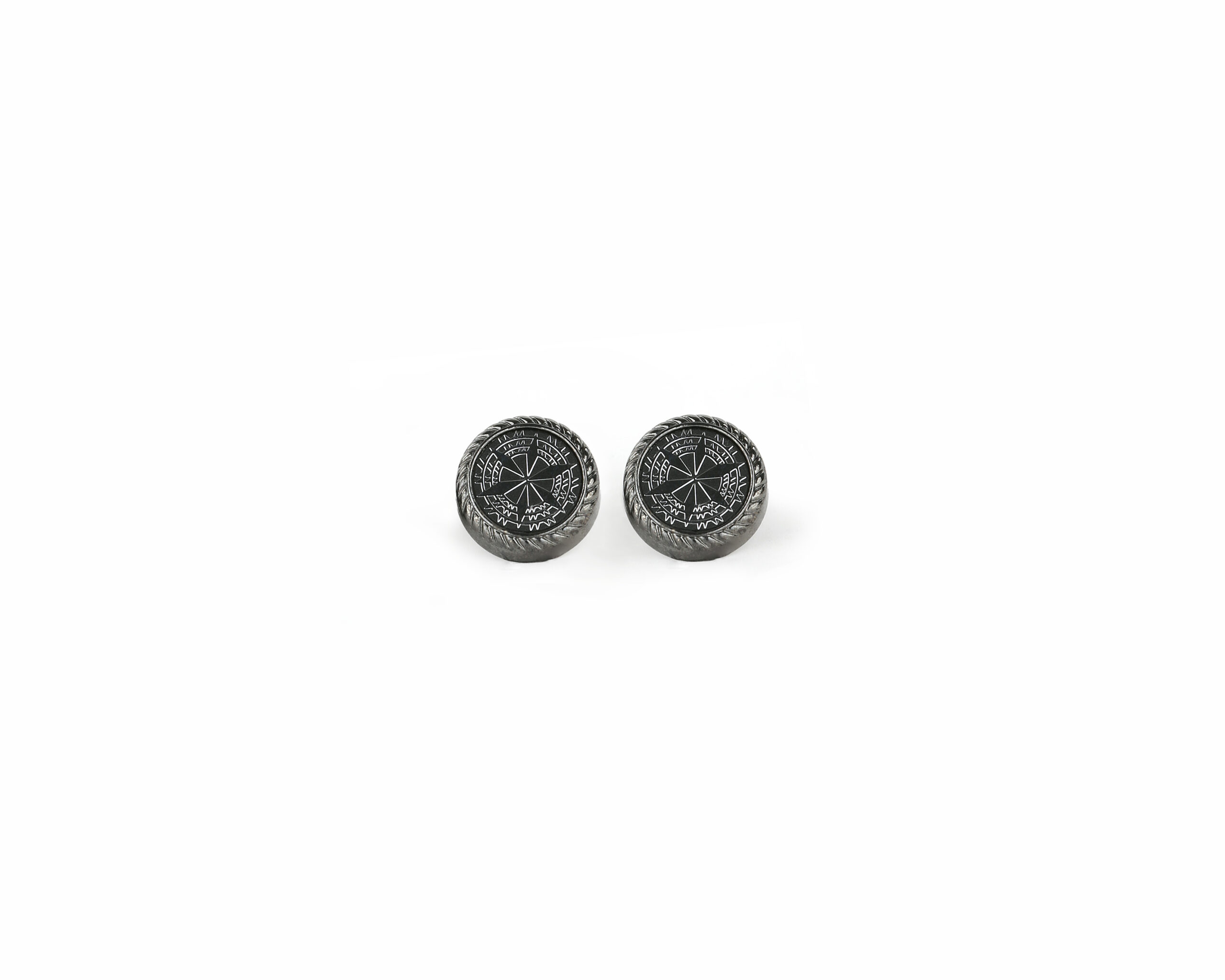 145 CUFFLINKS - Image 1
