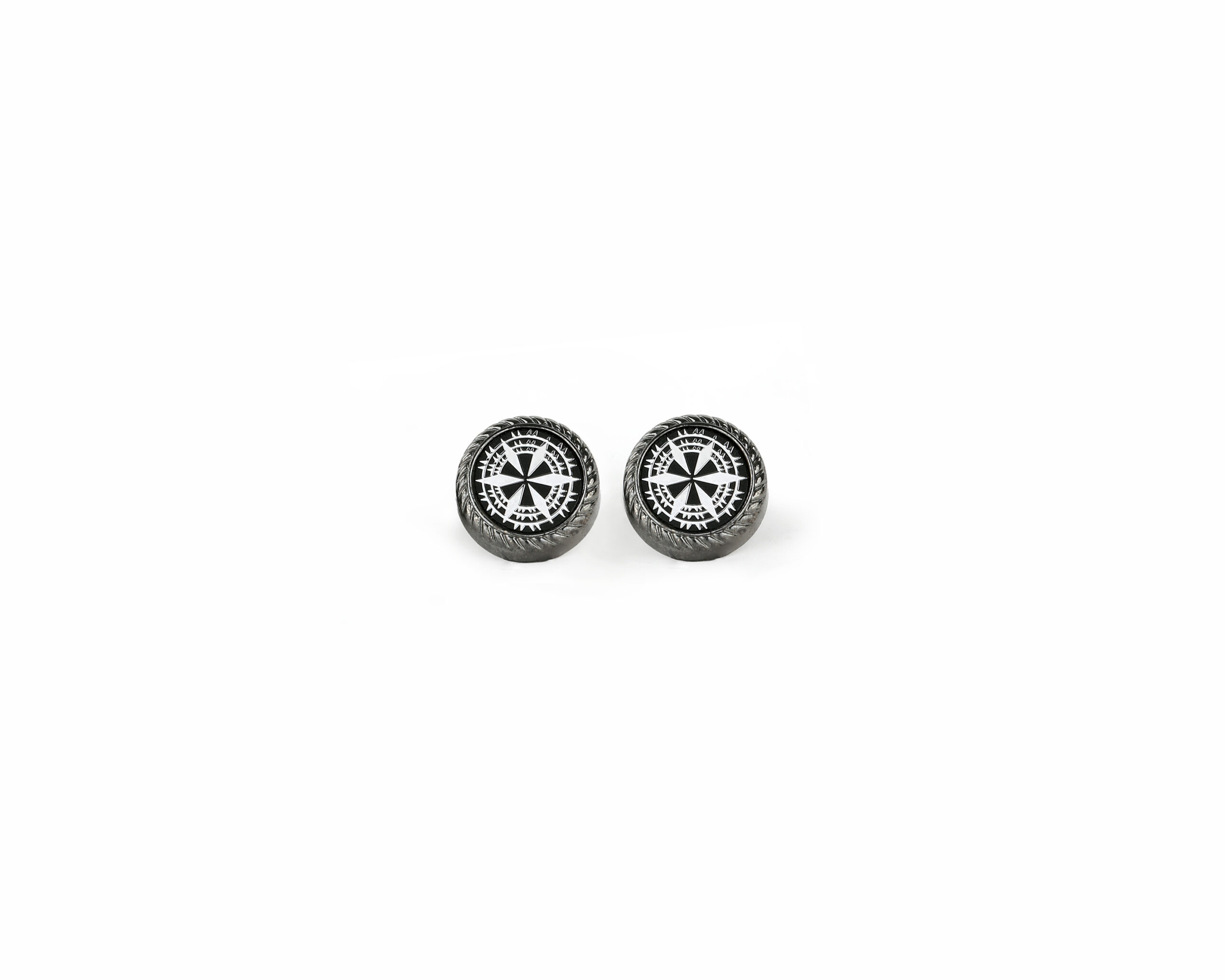 147 CUFFLINKS - Image 1