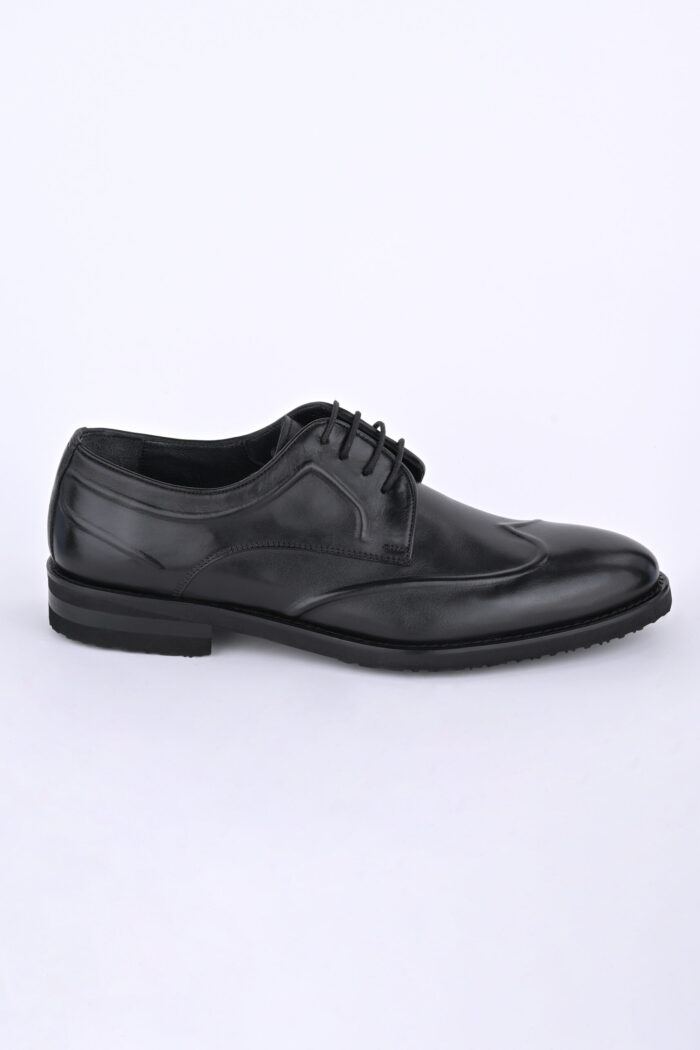 BLACK - Image 3