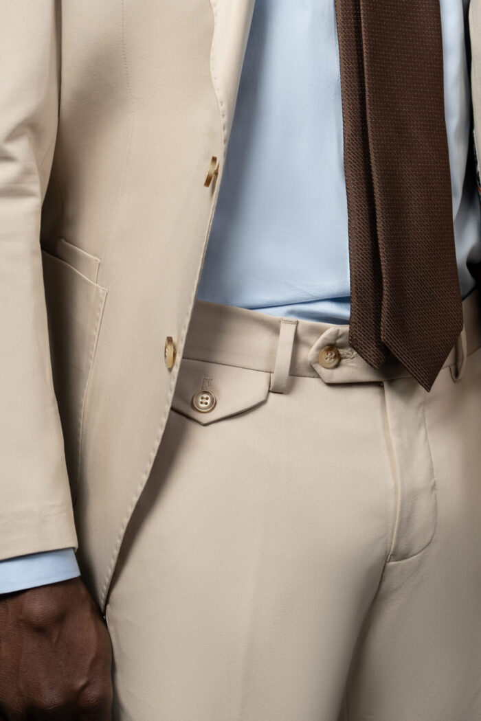 BEIGE SUIT WITH PATCH POCKETS - Image 4