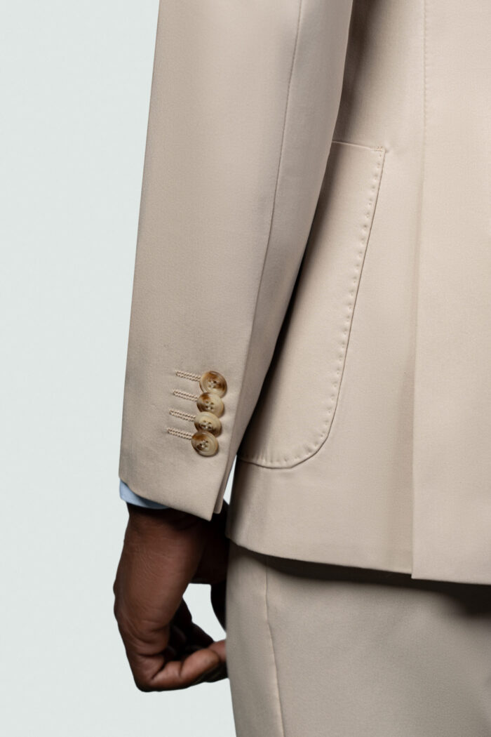 BEIGE SUIT WITH PATCH POCKETS - Image 6