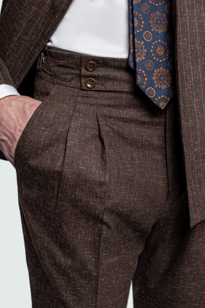4 BUTTON BROWN DOUBLE-BREASTED - Image 5