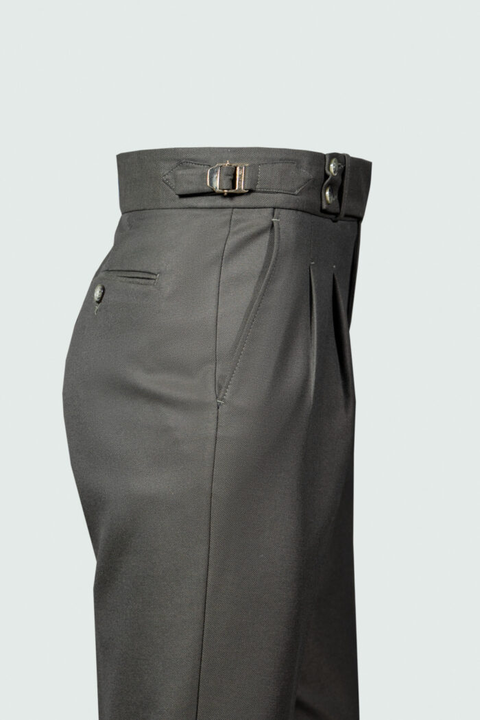 G.I.G_FASHION GREEN HIGH-WAIST PANTS - Image 3