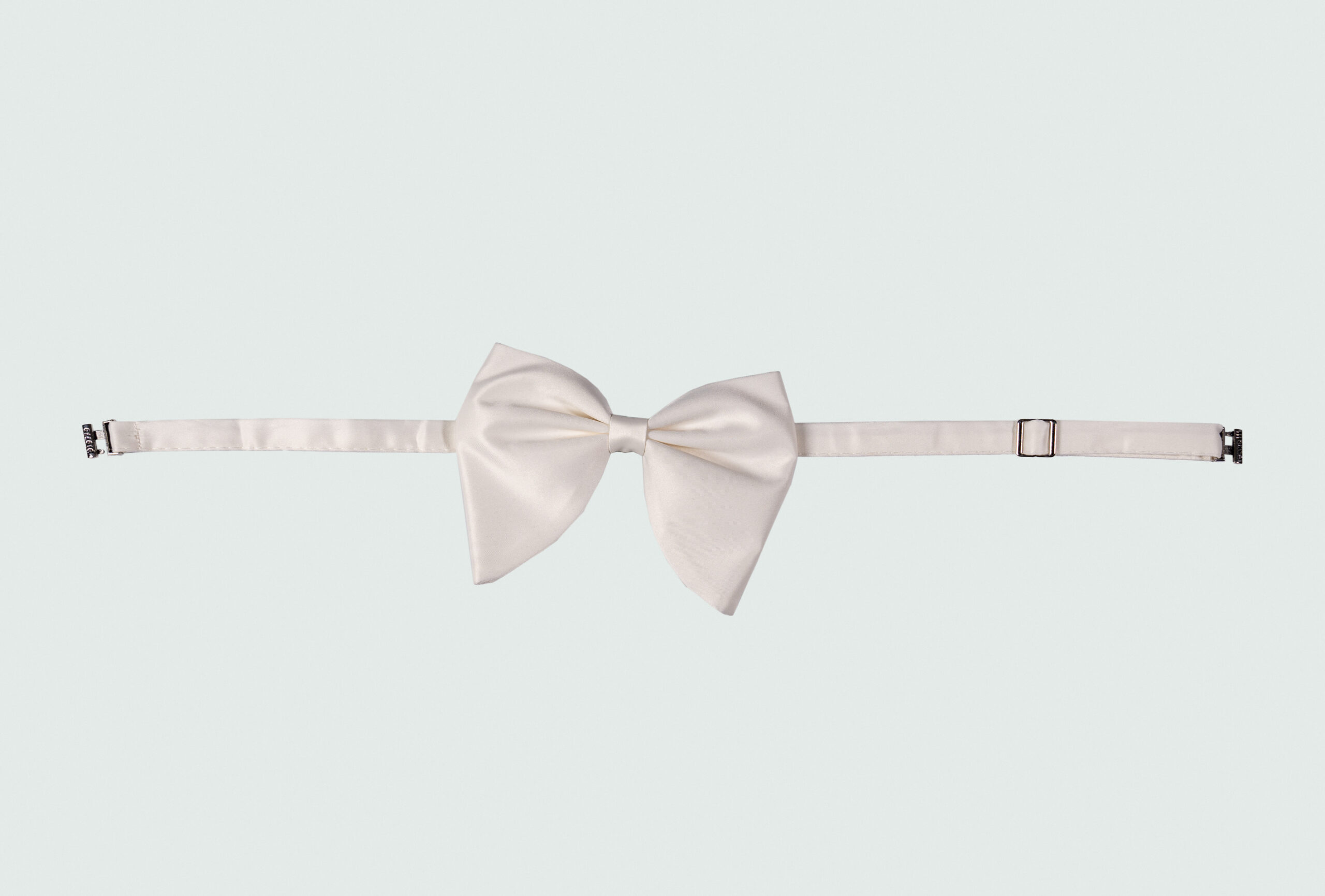 DSC06828E1 CLASSIC MEN’S BOW TIE - Image 1