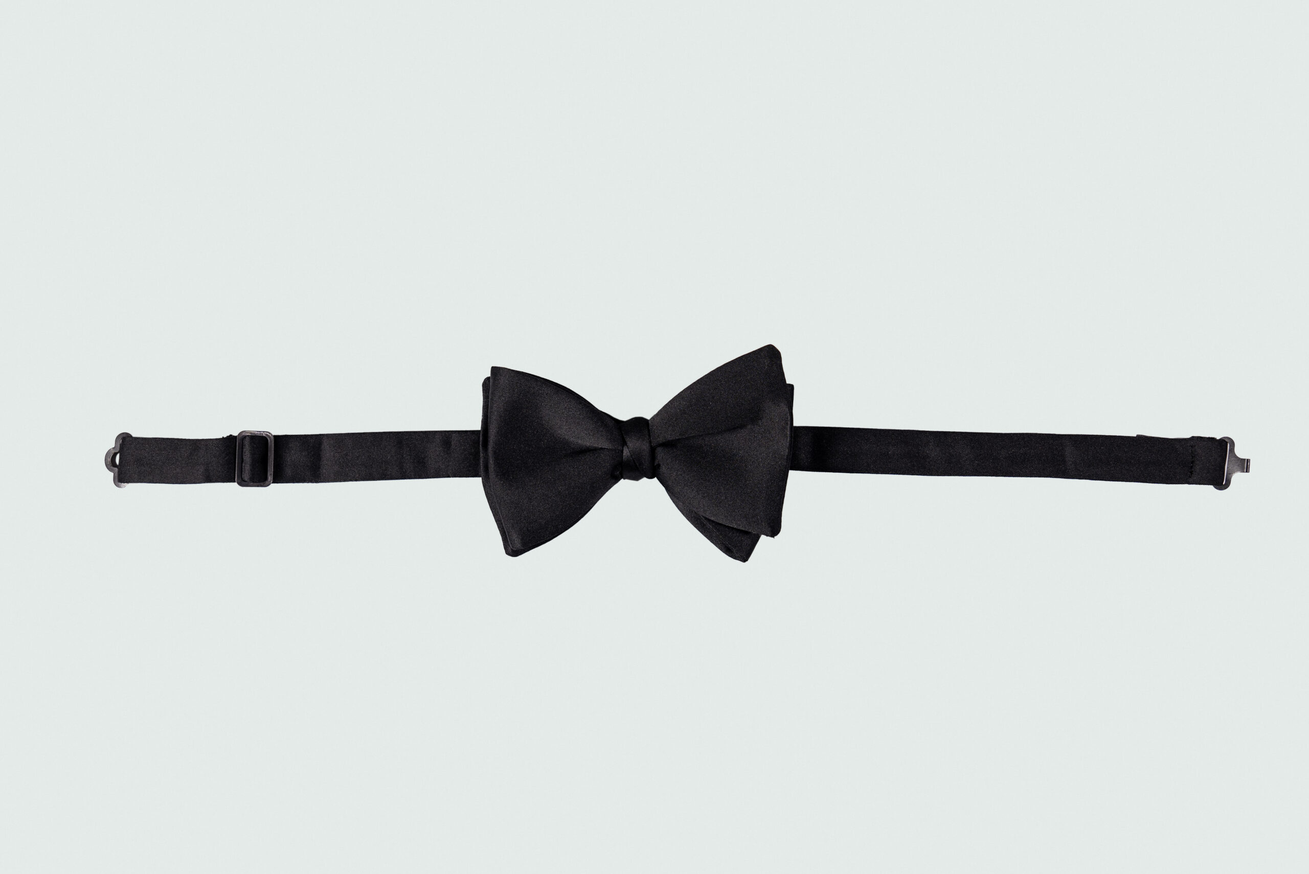 DSC06838E1 CLASSIC MEN’S BOW TIE - Image 1