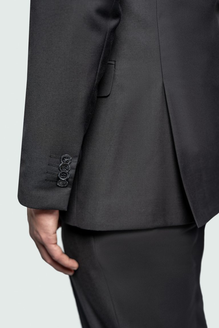 Black Double-Breasted Suit - Image 5