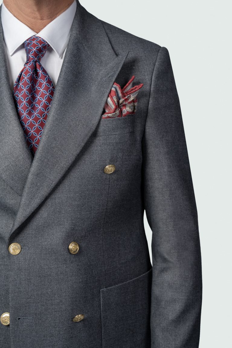 Gray Double_Breasted Suit - Image 3