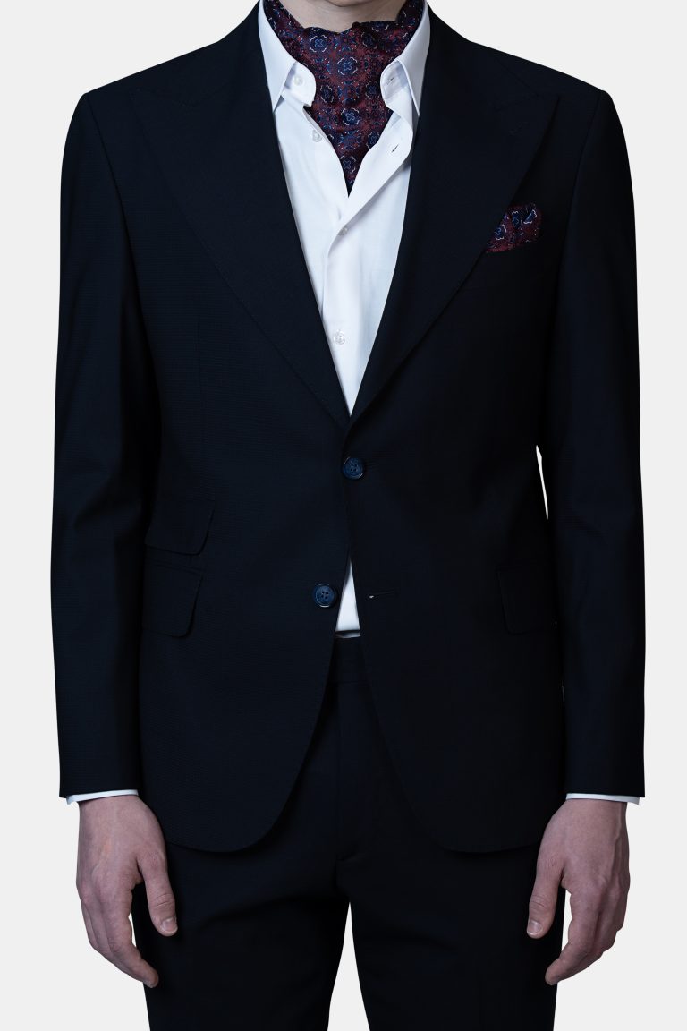 Men’s Navy Suit Vancouver – Lightweight Peak Lapel Smart Casual - Image 3