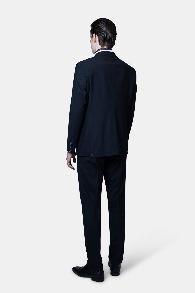 Men’s Navy Suit Vancouver – Lightweight Peak Lapel Smart Casual - Image 4