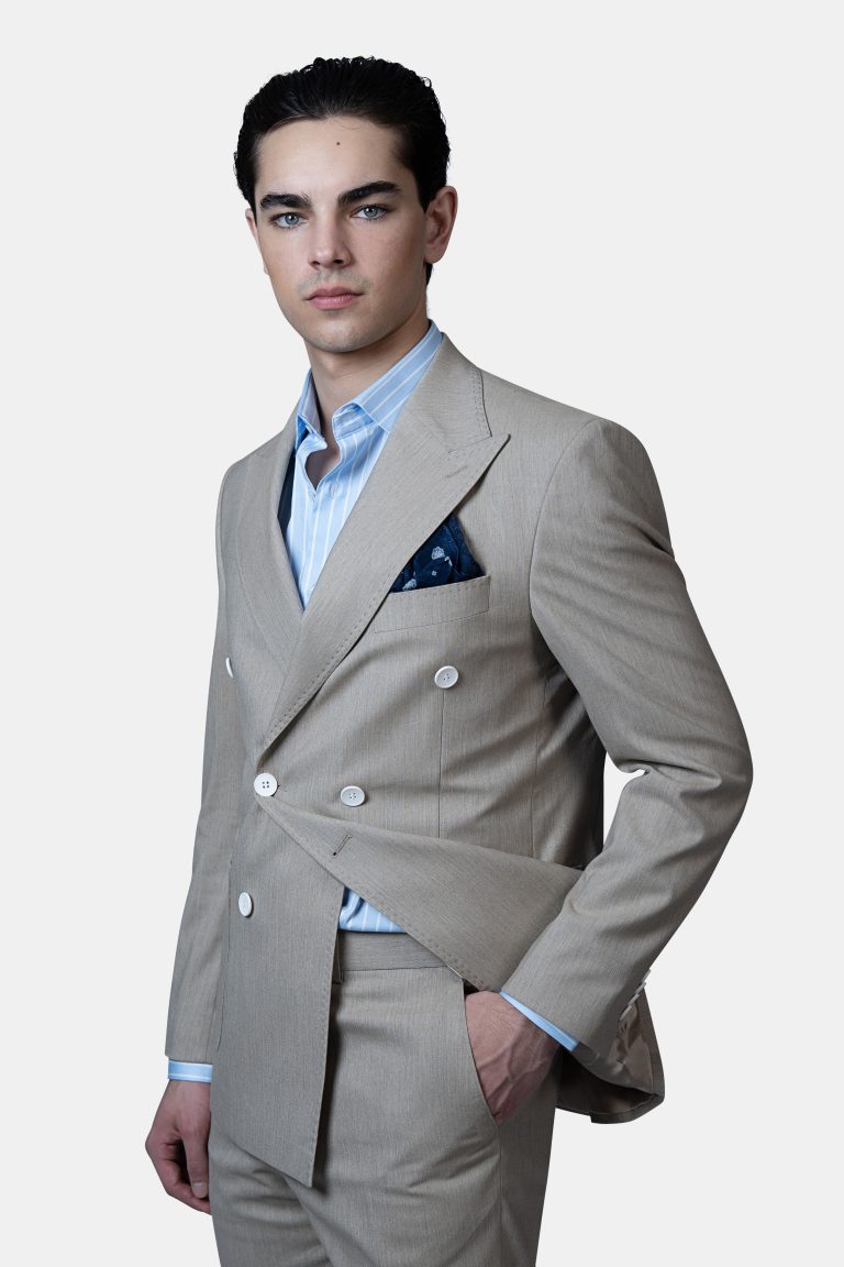Beige Double_Breasted Suit - Image 3